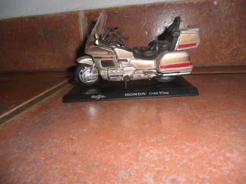 Maisto HONDA Gold Wing 1:18